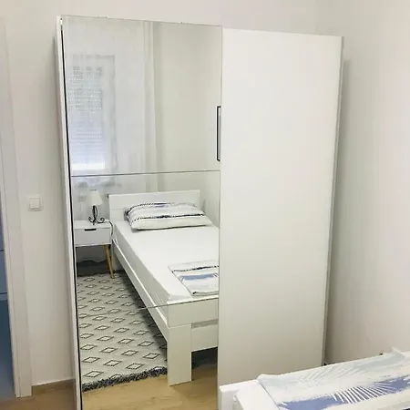 Lägenhet Pula City Stay